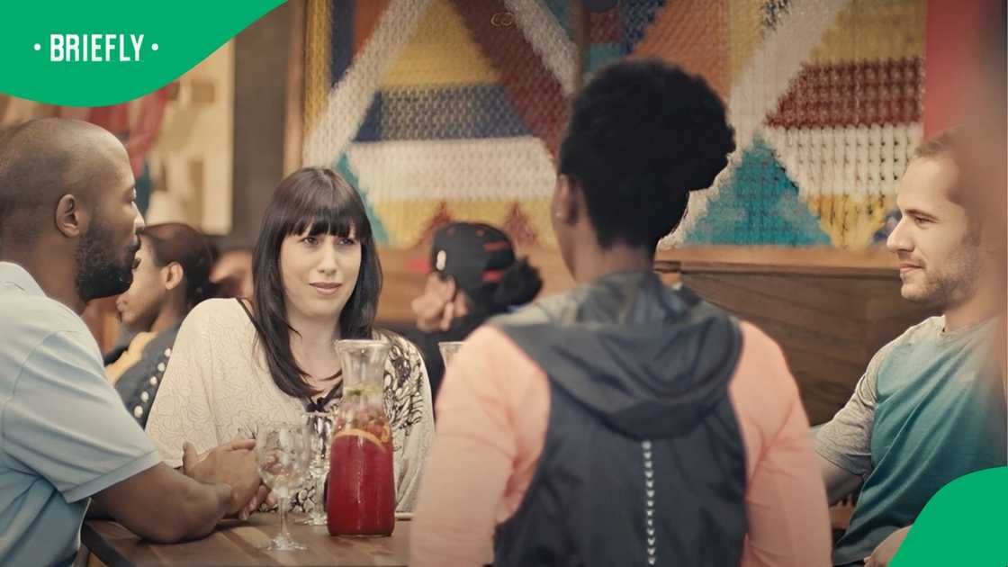A Nando's advert titled 'Mix it Up.'