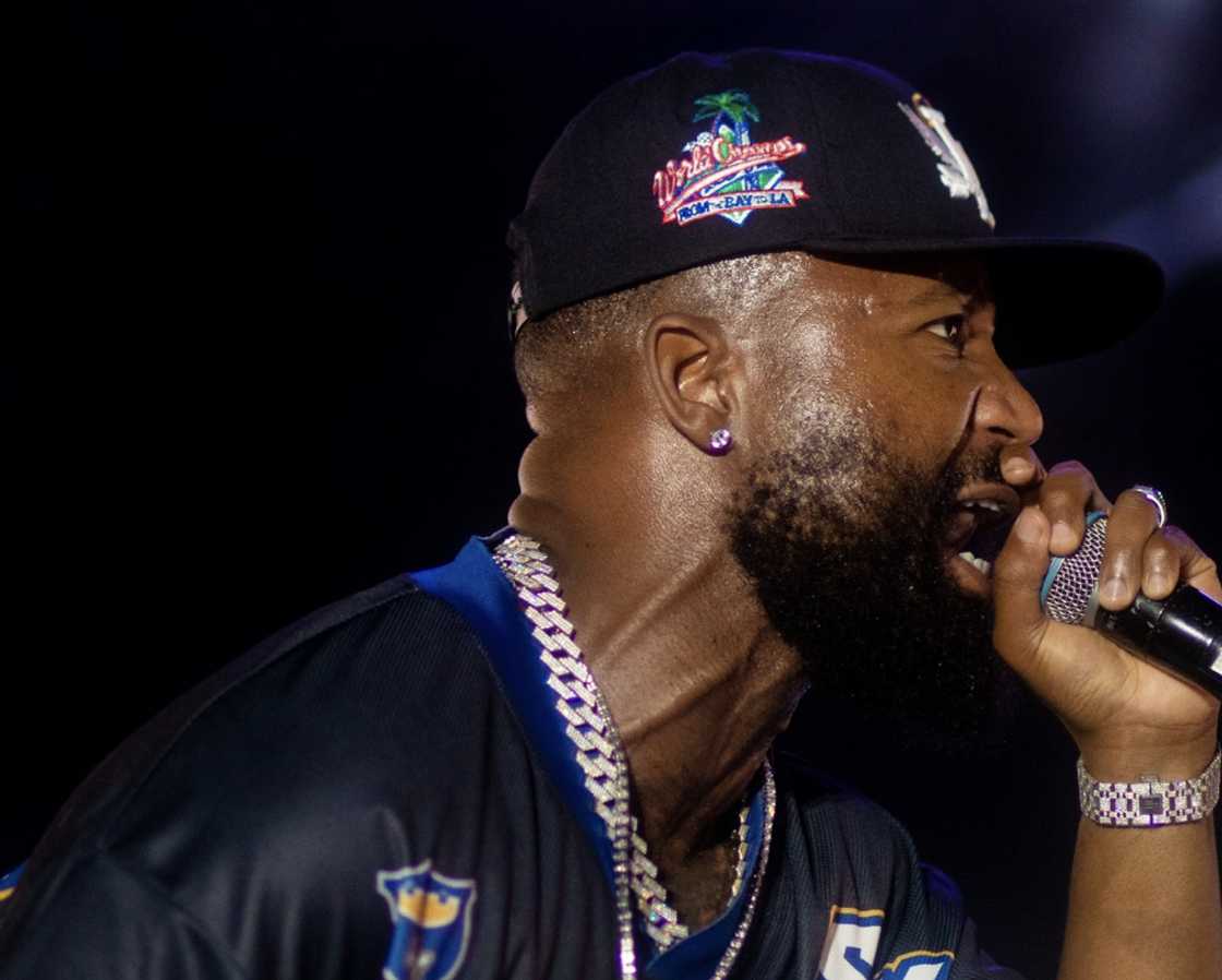 Cassper Nyovest has been dragged over his new song Cassper Nyovest has been dragged over his new song