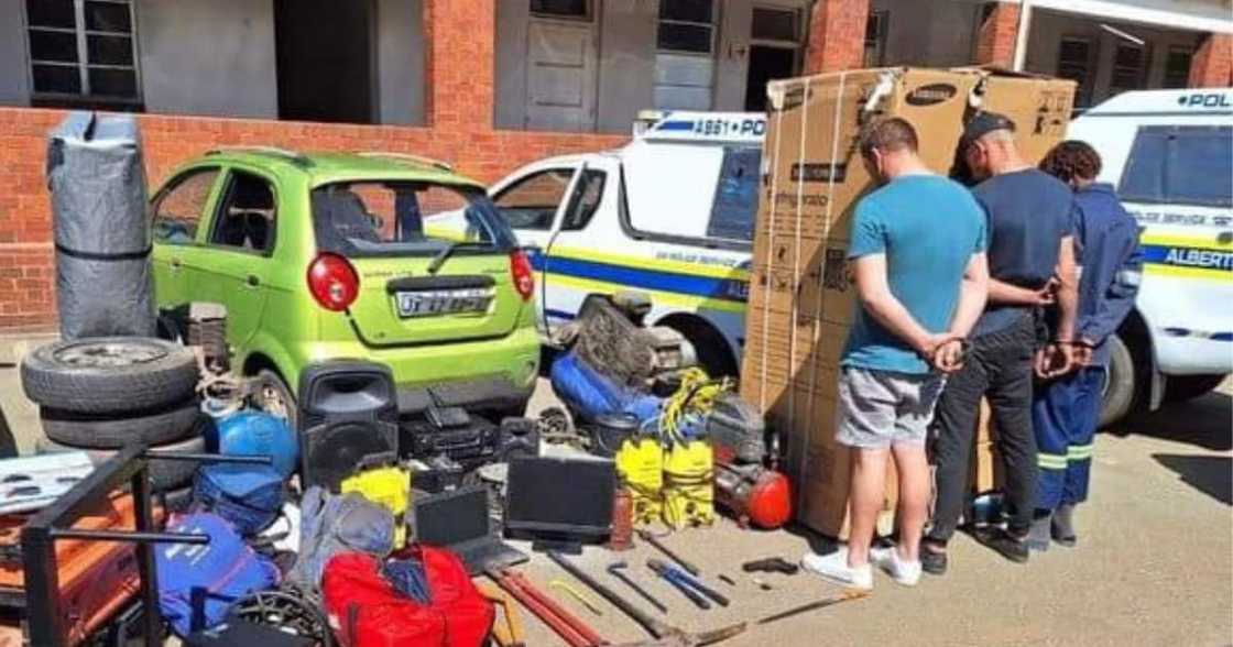 Fox Security catches three criminals Fox Security catches three criminals