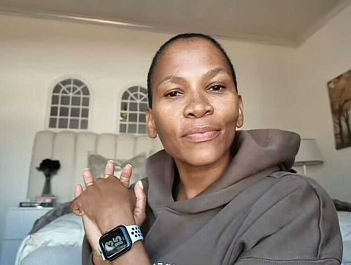 A South African woman showcased China's delivery system, which left Mzansi intrigued.