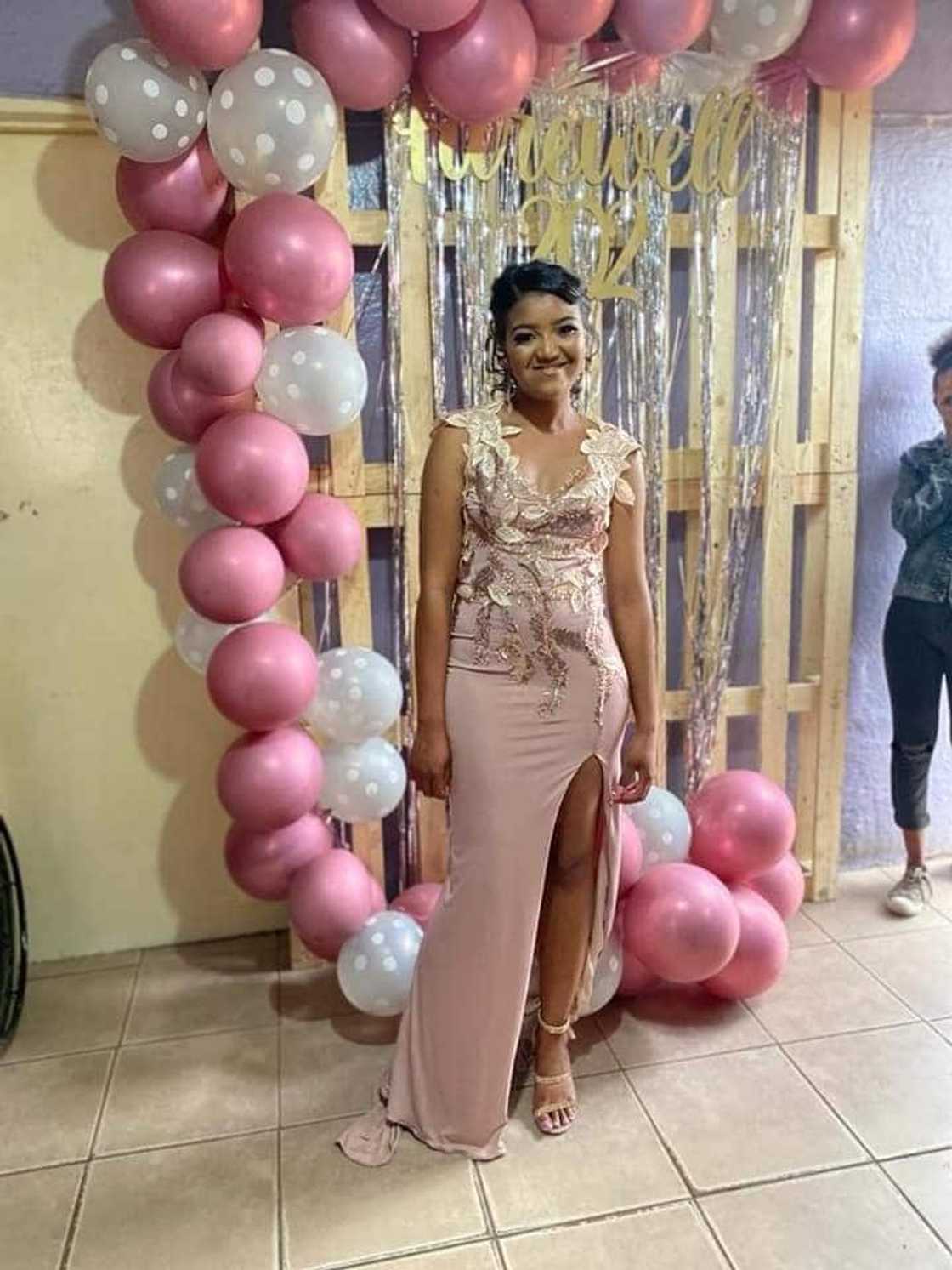 One of the recipients from the uku'Lungisa matric farewell program. One of the recipients from the uku'Lungisa matric farewell program.