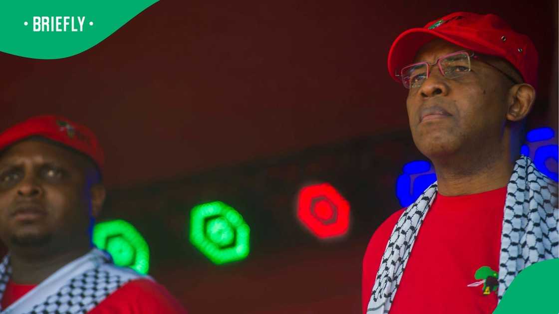 Dali Mpofu joins MK Party as he ditches the EFF's sinking red ship Dali Mpofu joins MK Party as he ditches the EFF's sinking red ship
