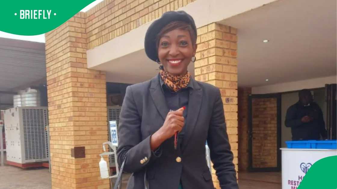 Elizabeth Mapatle. Elizabeth Mapatle.