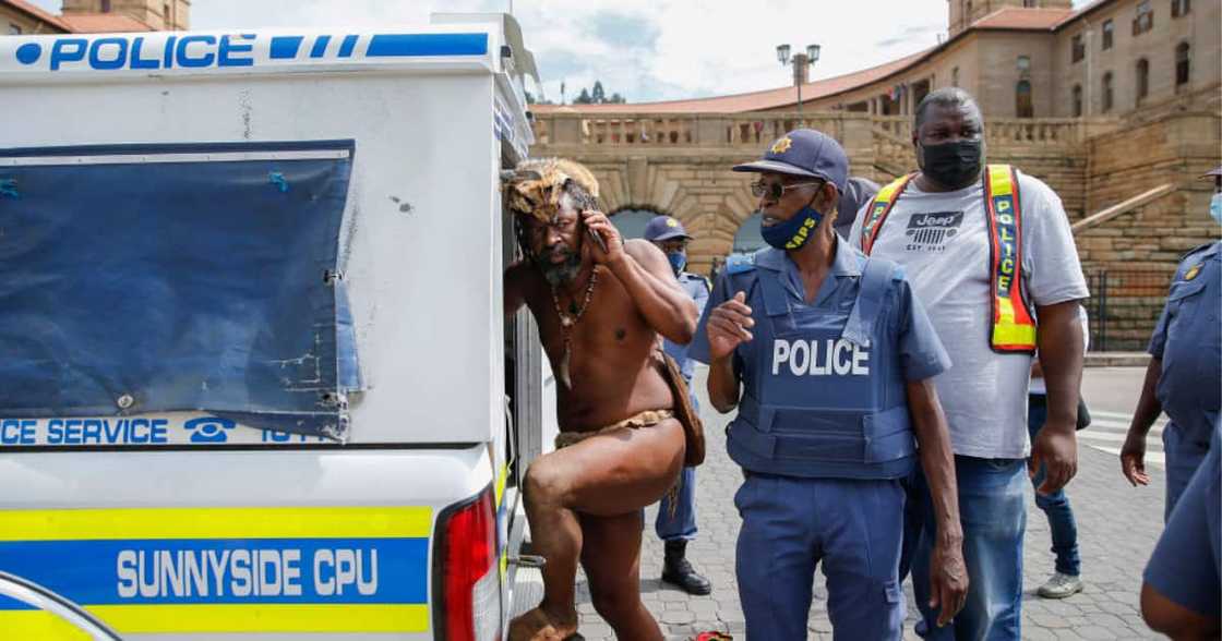 King Khoisan SA, South African Police Service, SAPS, Union Buildings, Tshwane, Cannabis, Nelson Mandela, Statue, Dagga, Arrest, Pretoria Magistrate's Court King Khoisan SA, South African Police Service, SAPS, Union Buildings, Tshwane, Cannabis, Nelson Mandela, Statue, Dagga, Arrest, Pretoria Magistrate's Court