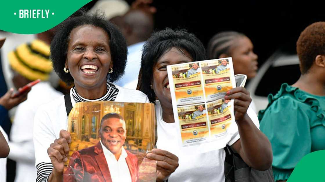 Omotoso's followers excited Omotoso's followers excited