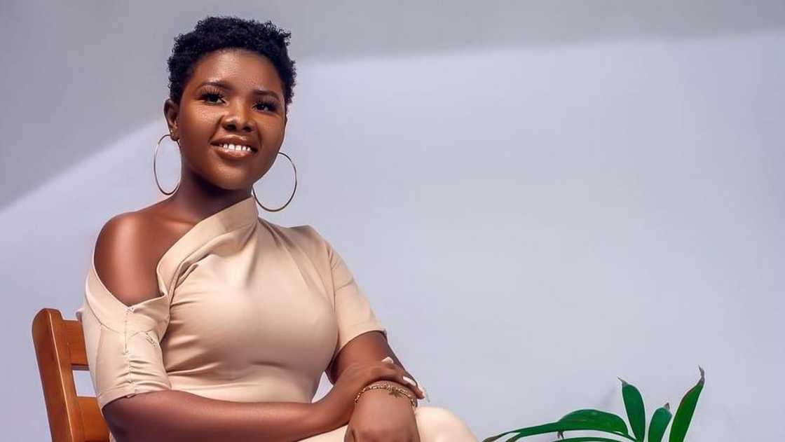 South African ladies hair cut South African ladies hair cut