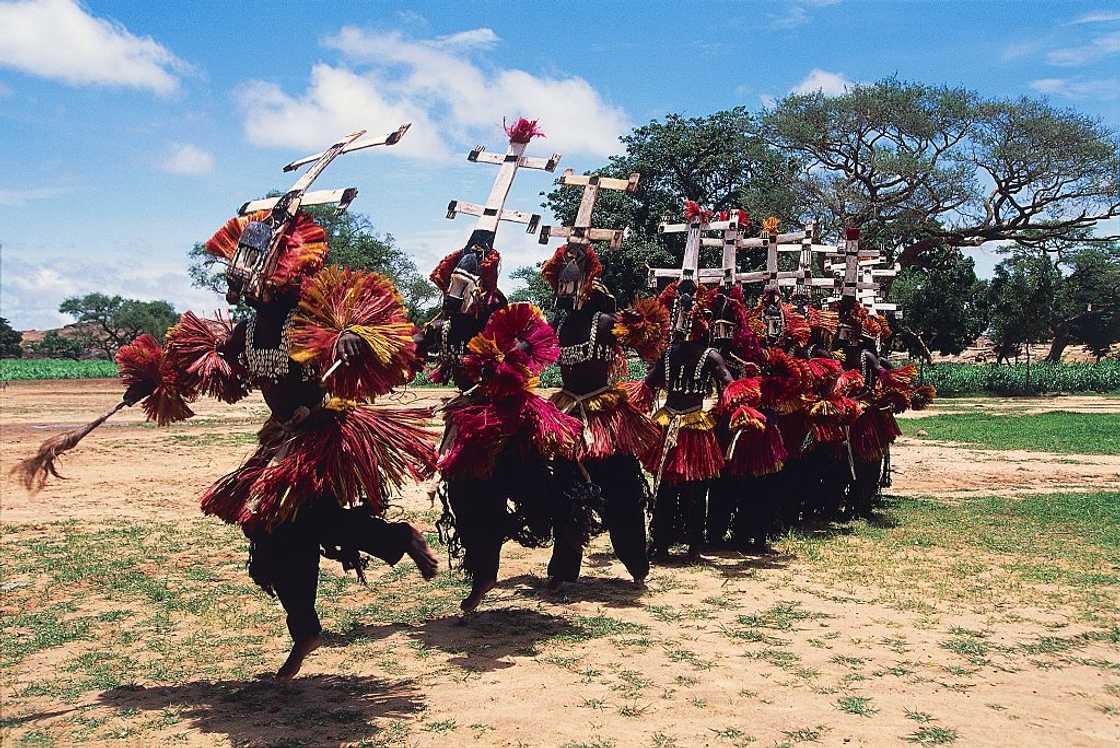 Funeral dances are common in certain cultures Funeral dances are common in certain cultures