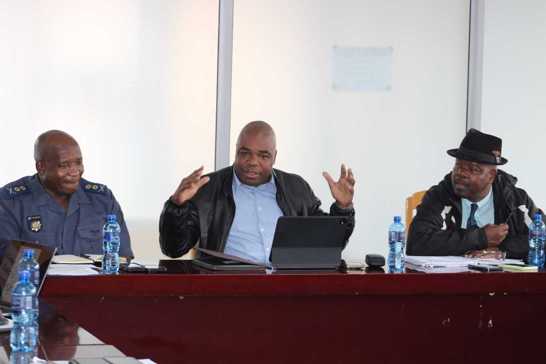 Community MEC Jackie Macie commented on the police officers who allegedly robbed an Ethiopian