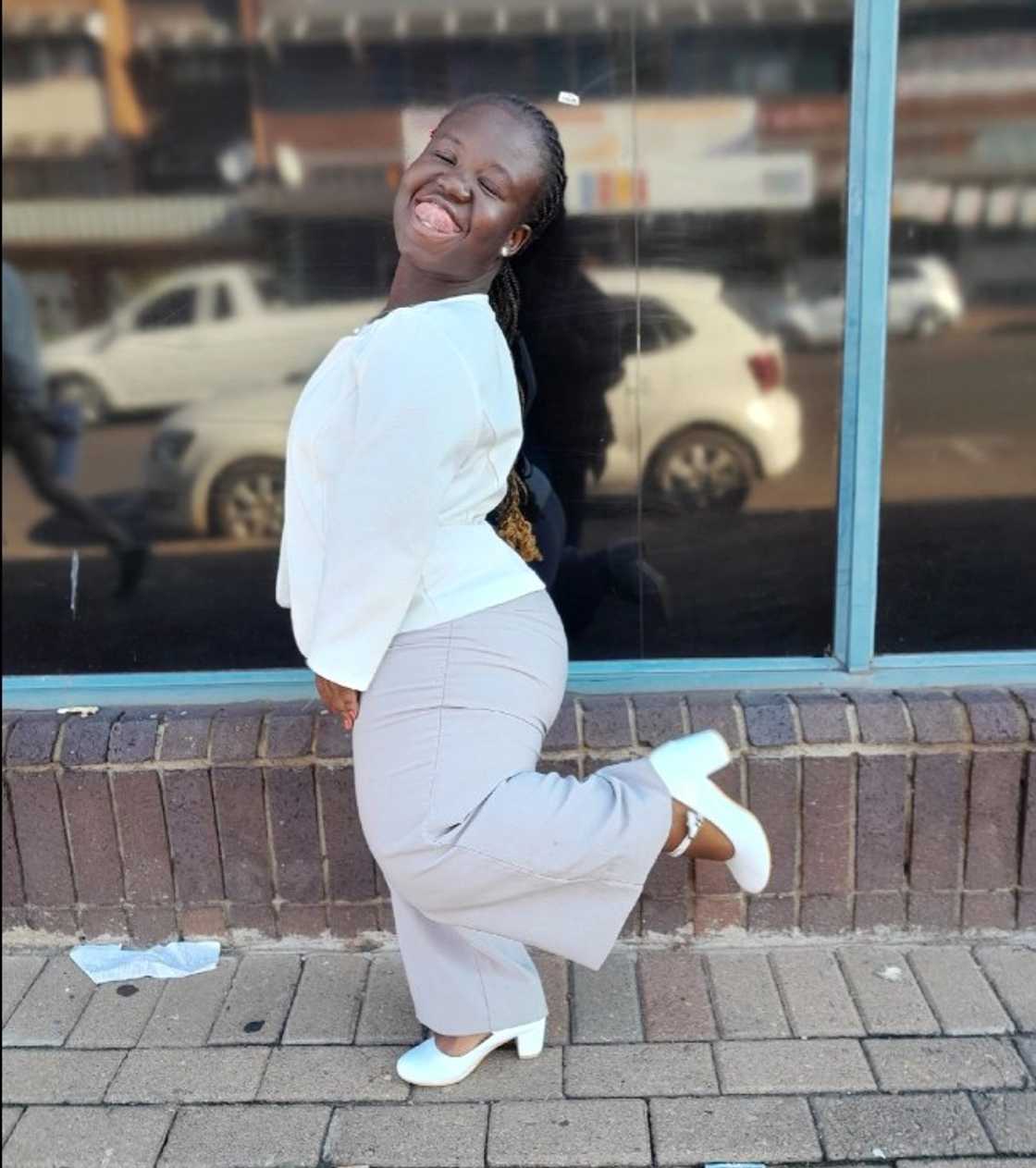 Woman living with dwarfism shares her life on TikTok