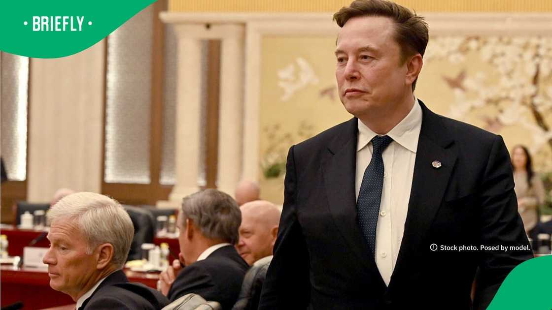 The visual showed Elon Musk at an event