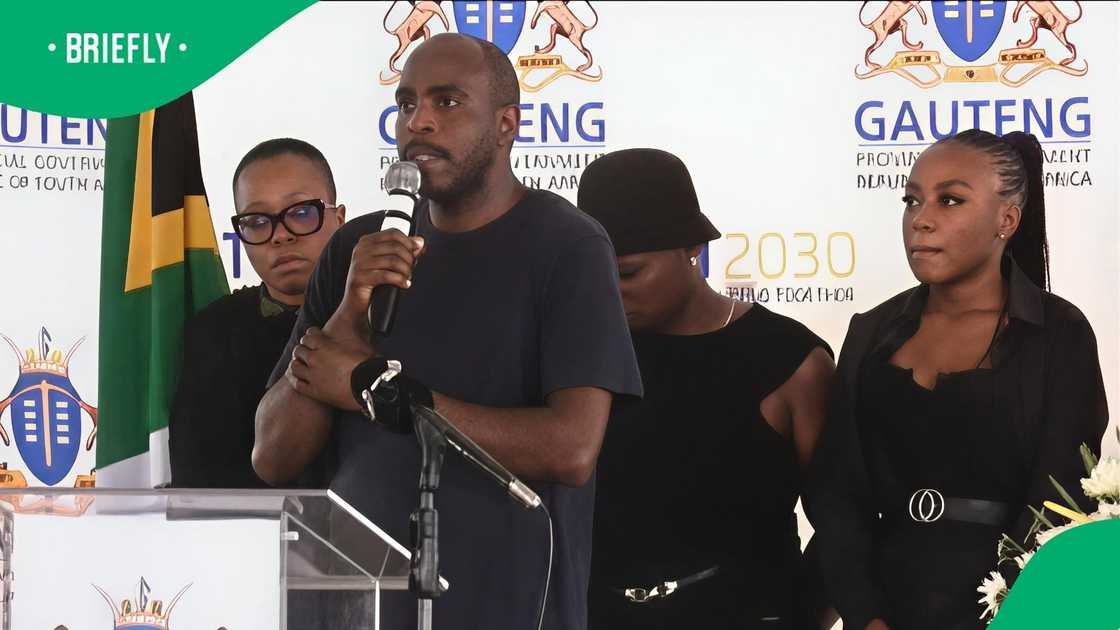 Father mourns daughter after Vaal Crash Father mourns daughter after Vaal Crash