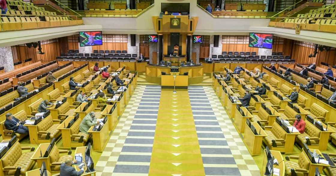 'Everything Gets Stolen in SA': Mzansi Wants to Know How Criminals Stole Copper Cables From Parliament 'Everything Gets Stolen in SA': Mzansi Wants to Know How Criminals Stole Copper Cables From Parliament