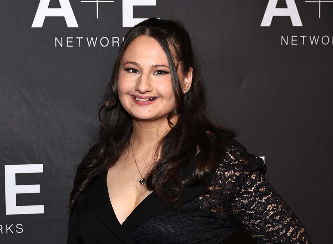 Gypsy Rose Blanchard in NYC Gypsy Rose Blanchard in NYC