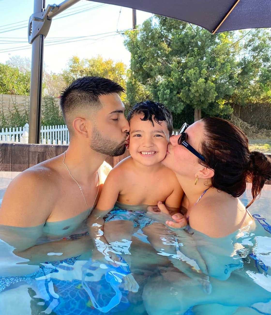 where was laura mellado born? where was laura mellado born?