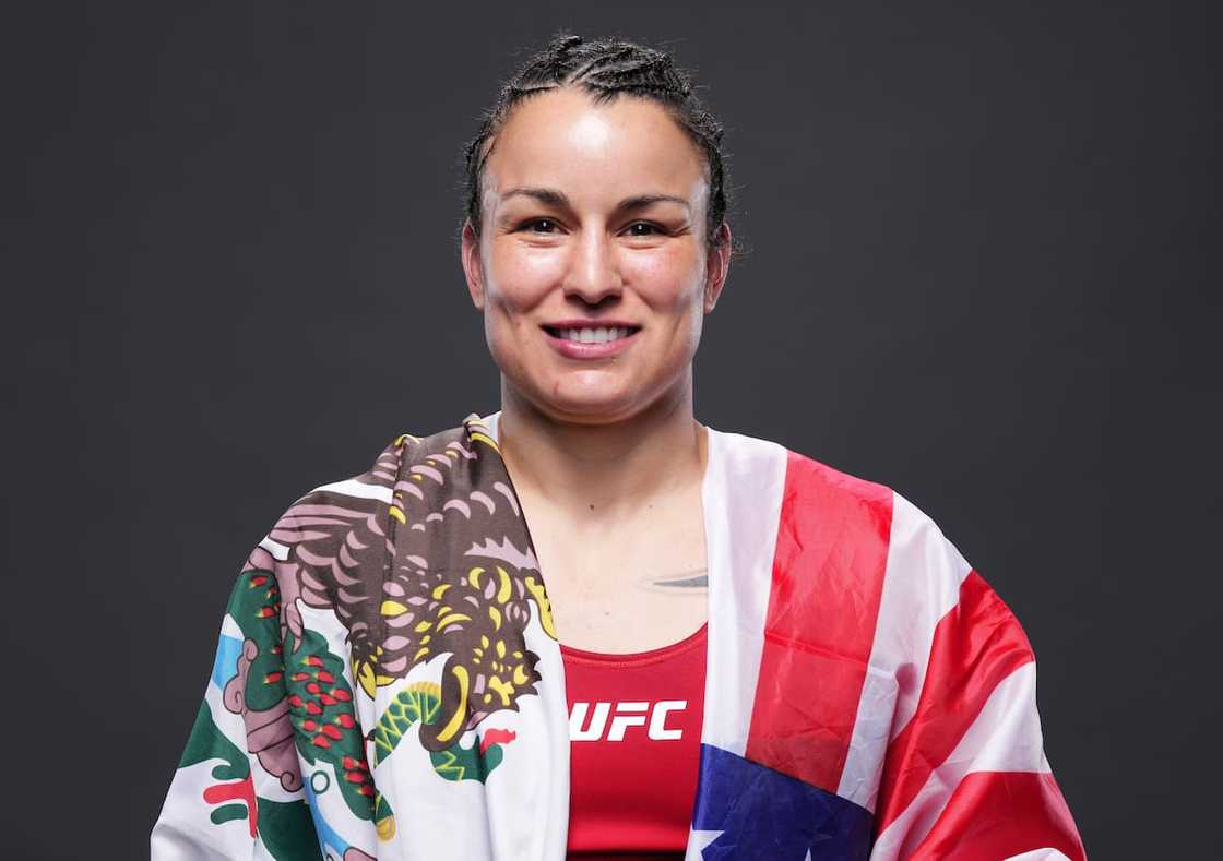 Female MMA fighters Female MMA fighters