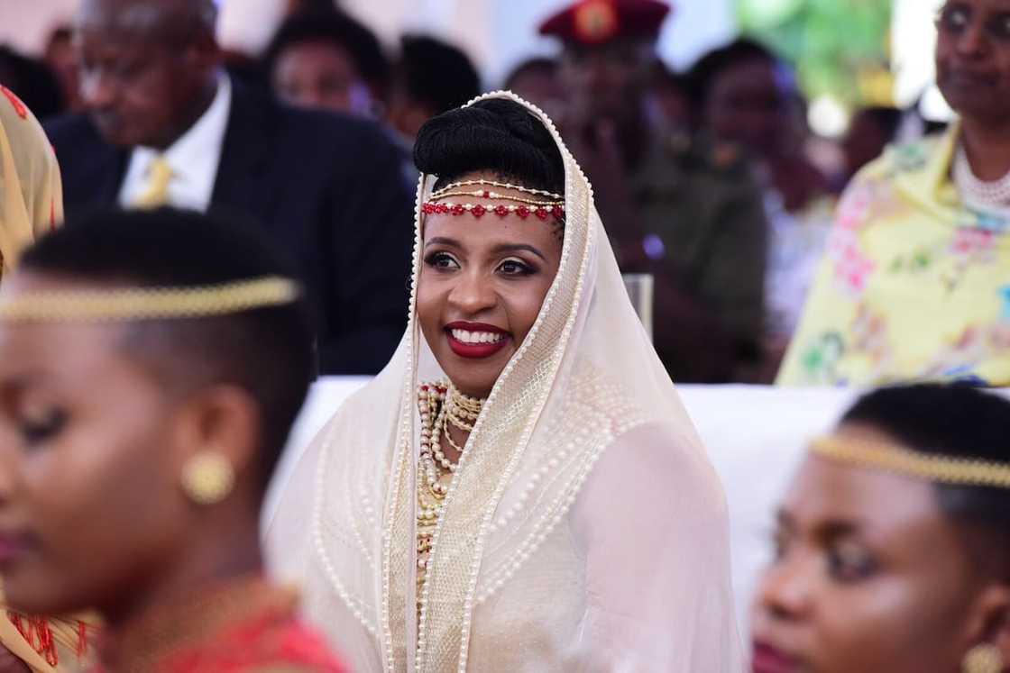 Andile Ramaphosa wife Andile Ramaphosa wife