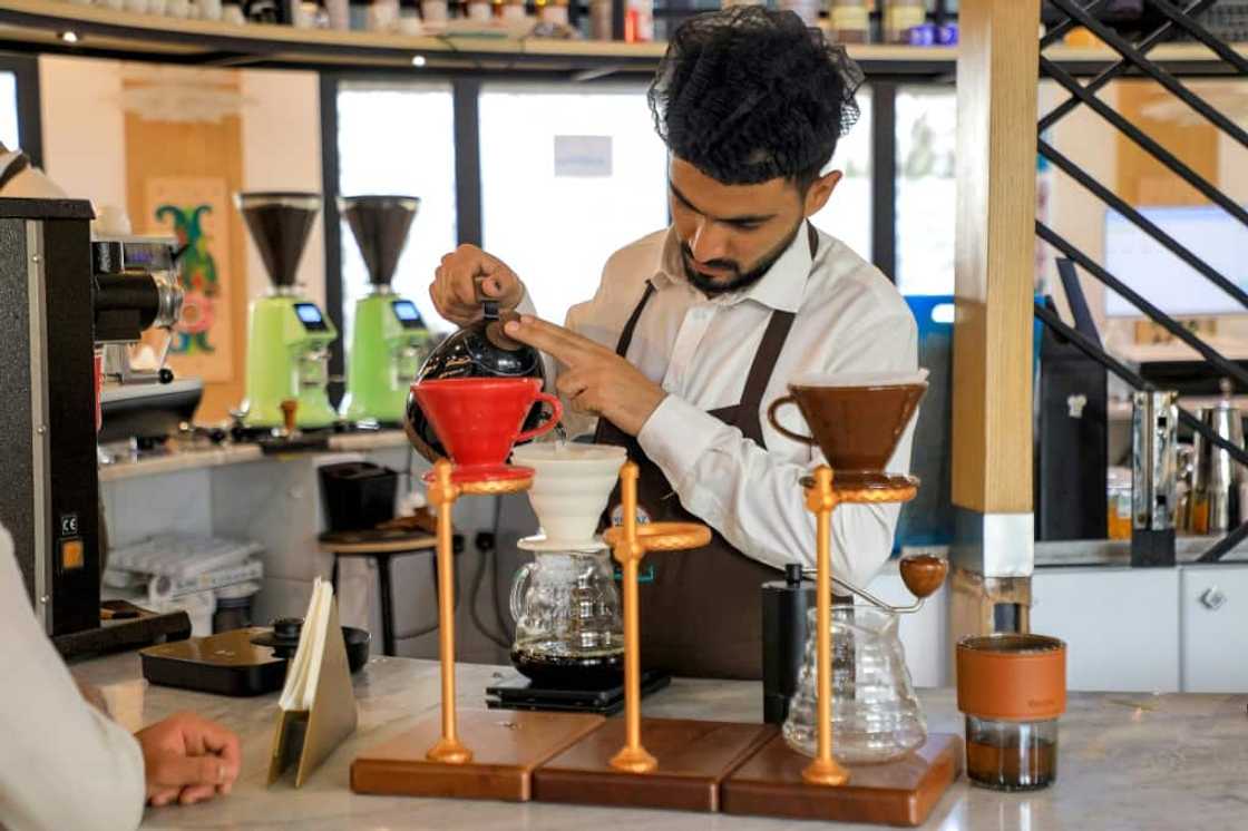 The cafe scene today brings flashes of Brooklyn and Paris to Sanaa's war-scarred streets The cafe scene today brings flashes of Brooklyn and Paris to Sanaa's war-scarred streets
