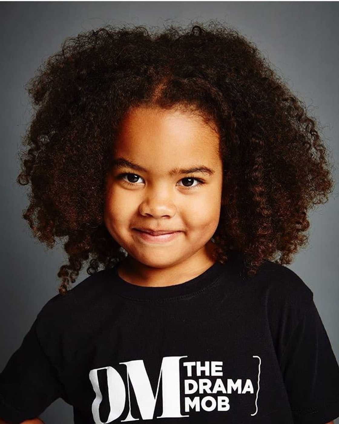 Messy curly hair Messy curly hair