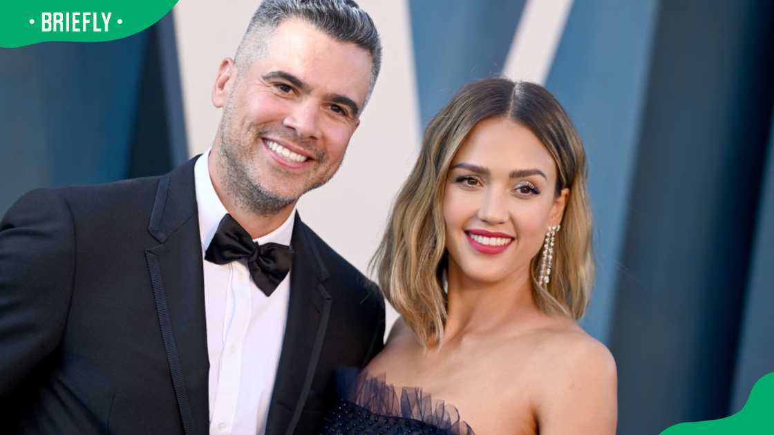 Cash Warren and Jessica Alba during the 2022 Vanity Fair Oscar Party at Wallis Annenberg Centre for the Performing Arts