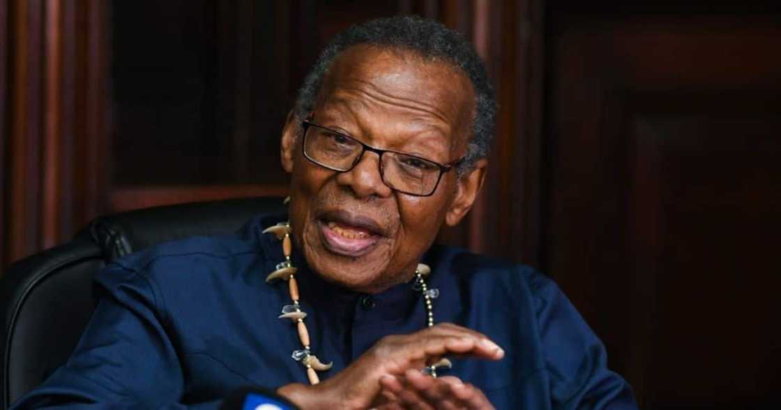 Prince Mangosuthu Buthelezi, Mangosuthu Buthelezi, Zulu, South Africa, politics, Durban, hospital