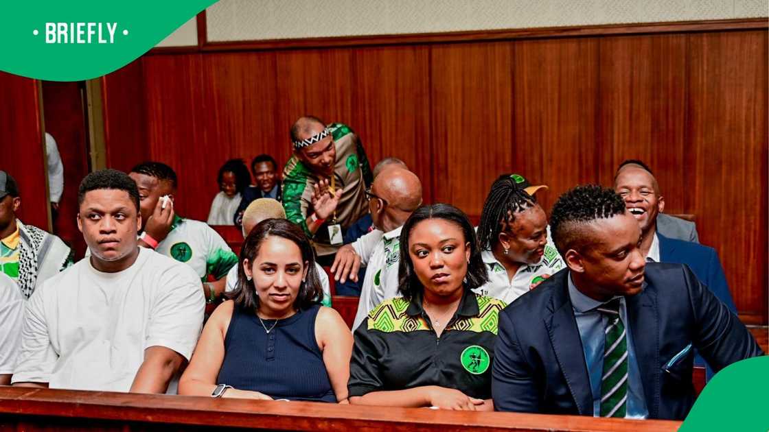 MK Party supporters in the courtroom