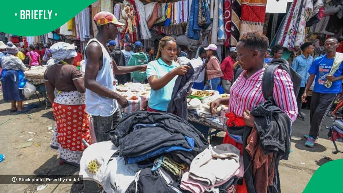 Vendor loses his merchandise in TikTok video Vendor loses his merchandise in TikTok video