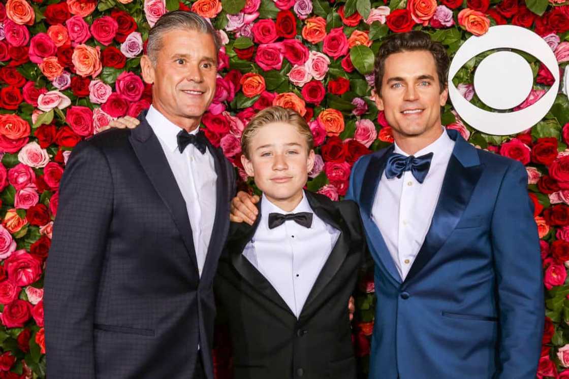 How did Matt Bomer and Simon Halls have kids? How did Matt Bomer and Simon Halls have kids?