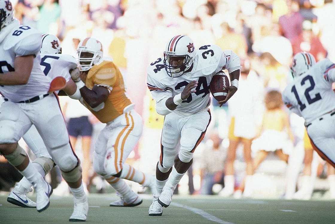 Fastest 40-yard dash in NFL history Fastest 40-yard dash in NFL history