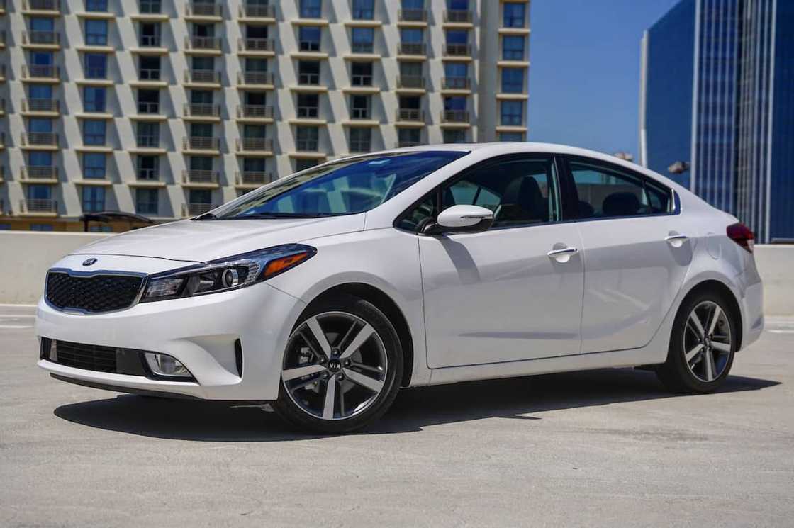 Unsafe Kia automobiles Unsafe Kia automobiles