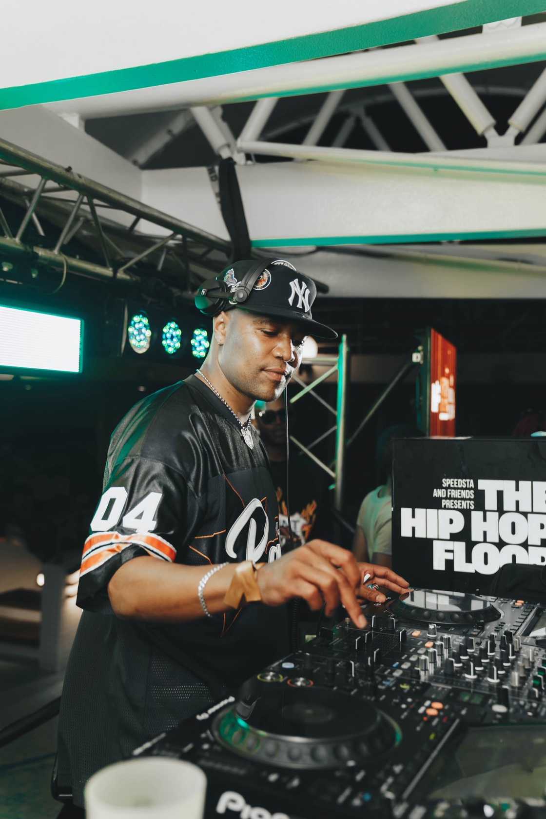 DJ Speedsta left social media users scratching their faces