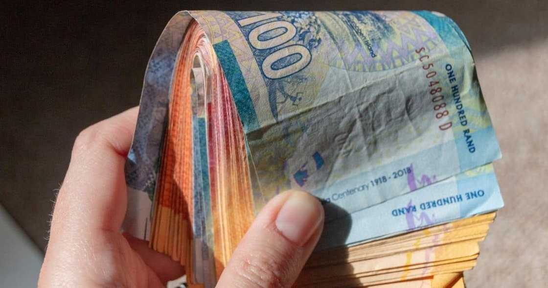 FNB, First National Bank, R3 million, vaccinated account holders, random draw FNB, First National Bank, R3 million, vaccinated account holders, random draw