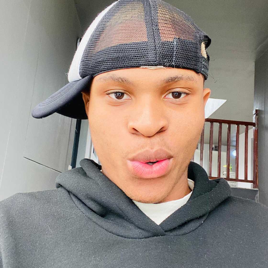 Others advised him to post anything that he wanted, as he was using his phone and data Others advised him to post anything that he wanted, as he was using his phone and data