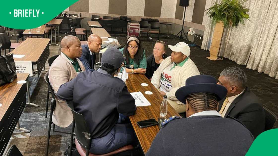 March and March met with eThekwini law enforcement after the City allegedly blocked the shutdown March and March met with eThekwini law enforcement after the City allegedly blocked the shutdown