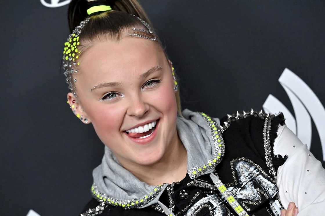 JoJo Siwa at the GLAAD Media Awards JoJo Siwa at the GLAAD Media Awards