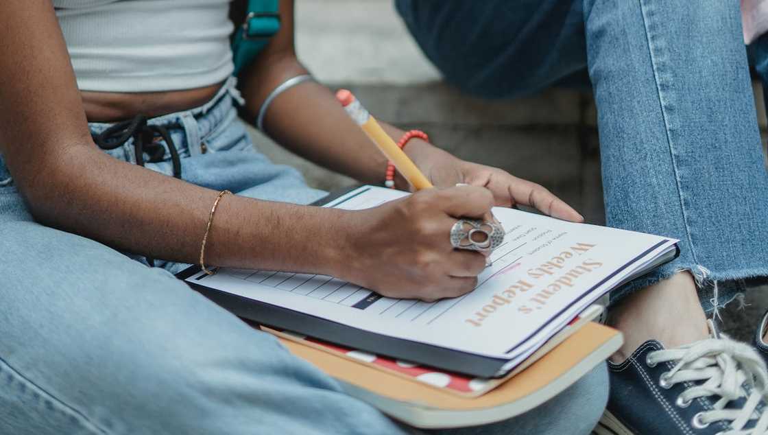 A student filling out a report