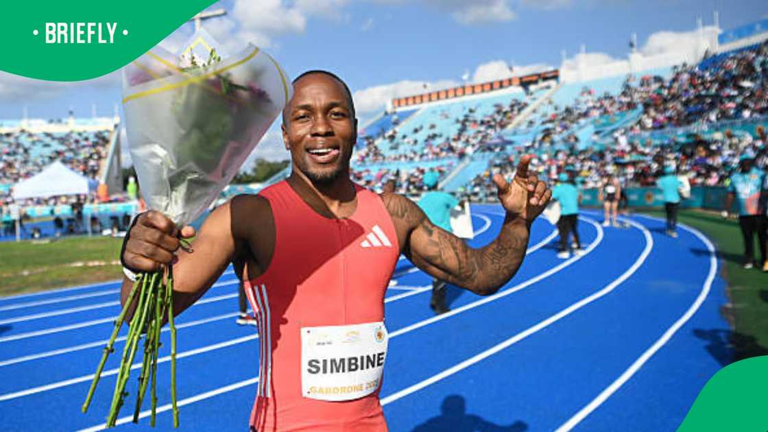 SA’s Simbine makes history with 9.90s sprint in Gaborone SA’s Simbine makes history with 9.90s sprint in Gaborone