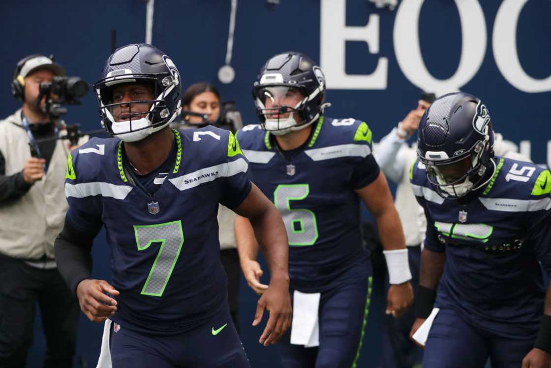 Seattle Seahawks players during a warm-up session Seattle Seahawks players during a warm-up session