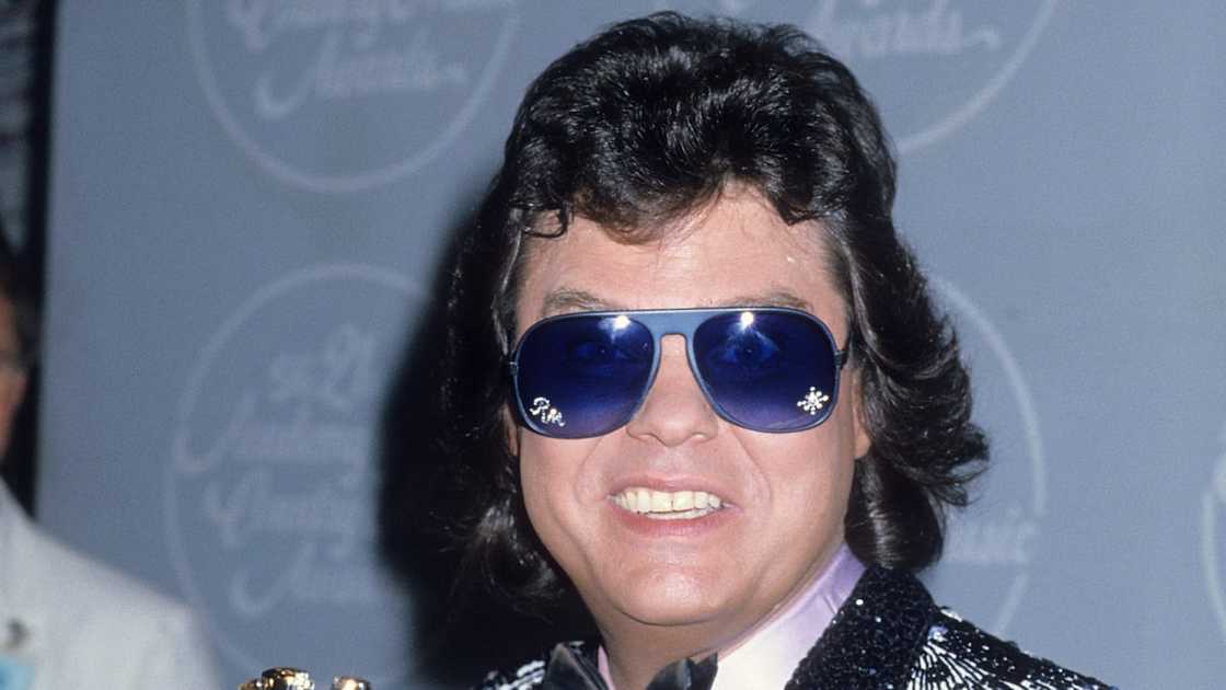 Ronnie Milsap at the ACM Awards Ronnie Milsap at the ACM Awards