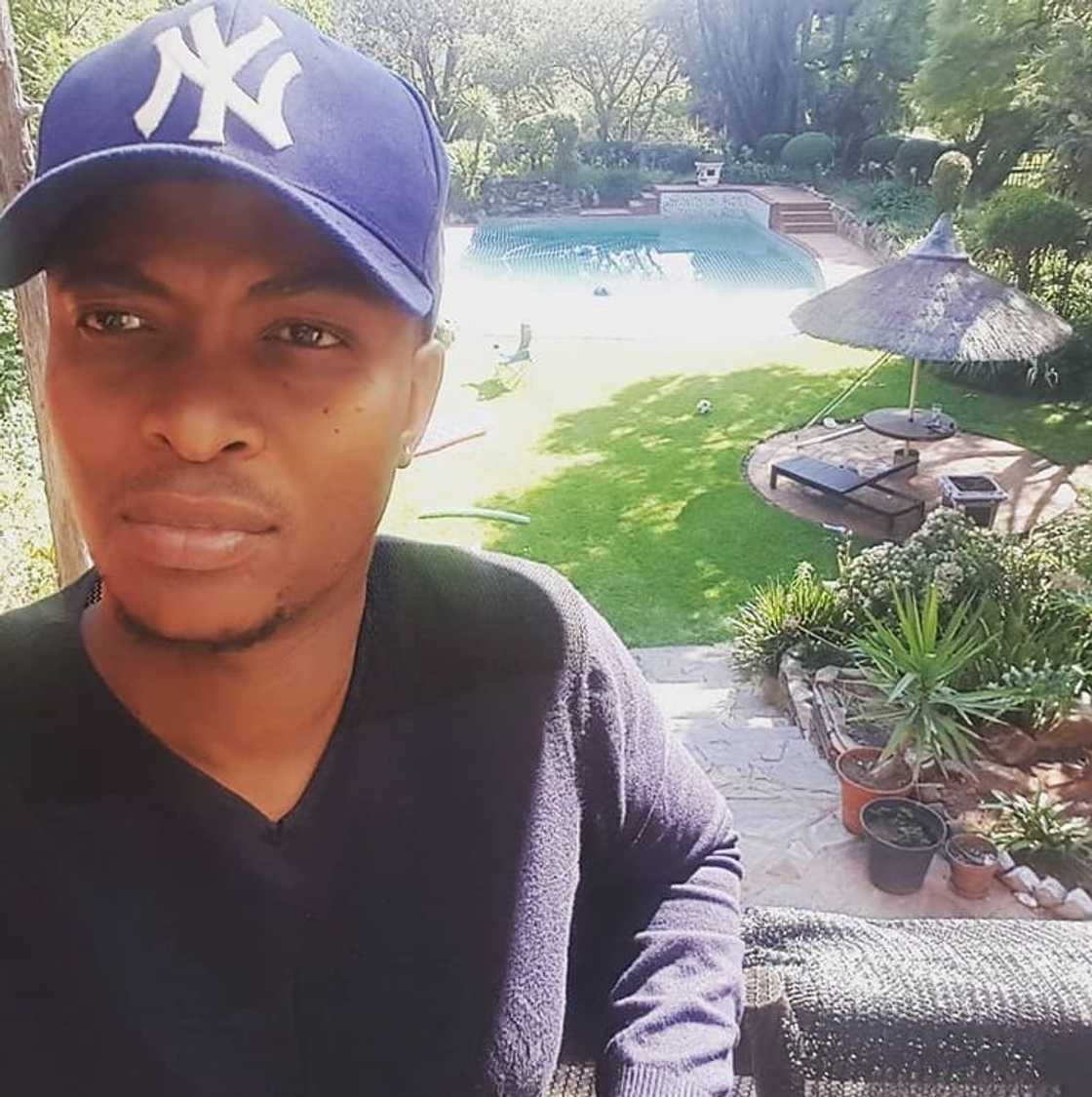 Thami Mngqolo bio Thami Mngqolo bio