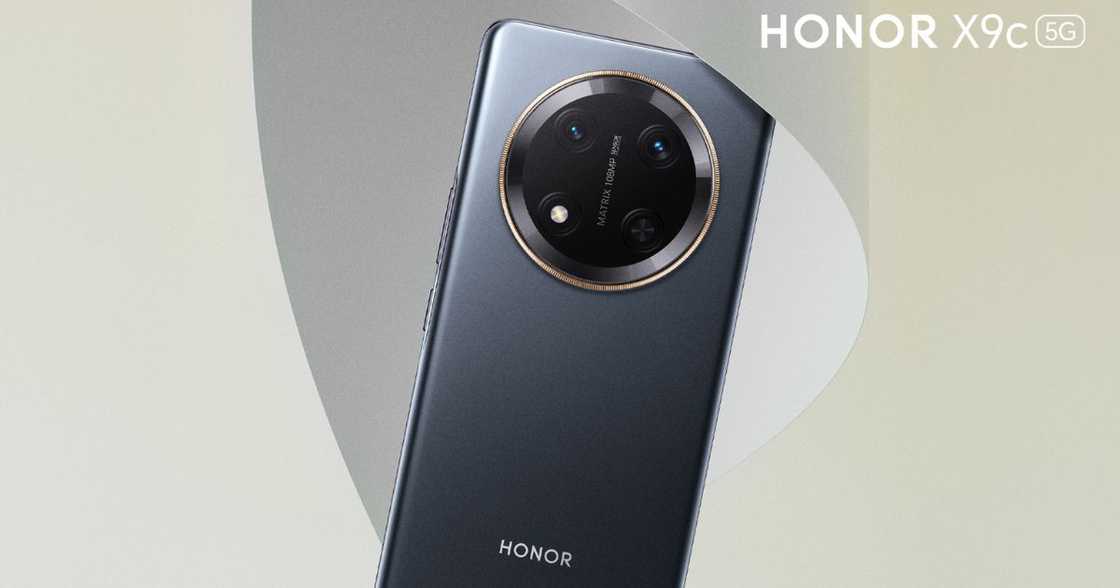 The Honor X9c packs the industry first 6600mAh Silicon carbon battery