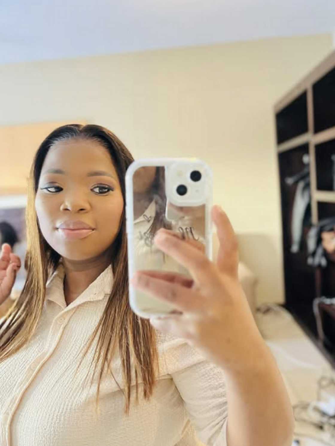 Leaked screenshots of Sne Mseleku's texts with her alleged ex-boyfriend went viral