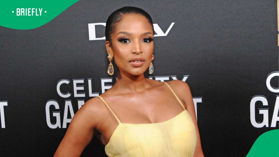 Ayanda Thabethe shows off her car Ayanda Thabethe shows off her car