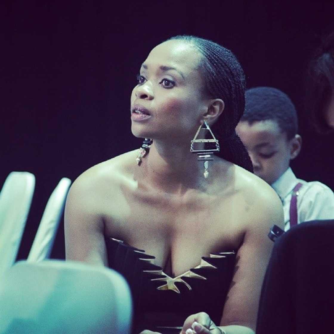 linda sokhulu linda sokhulu