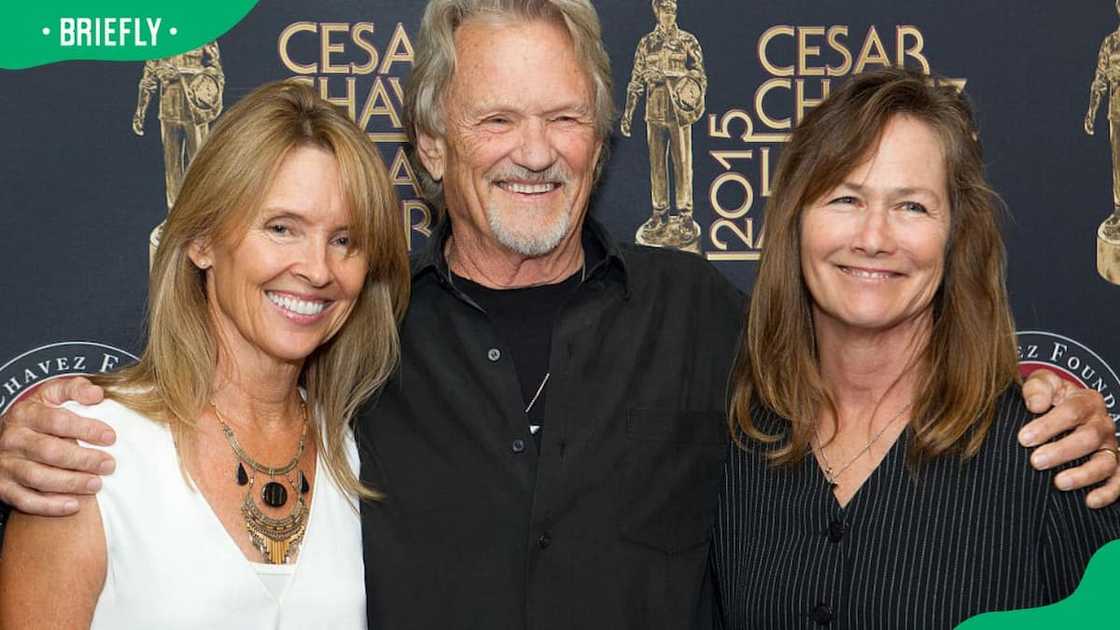 Tracy Kristofferson, Kris Kristofferson and Lisa Meyers (L-R) attending the Cesar Chavez Legacy Awards Tracy Kristofferson, Kris Kristofferson and Lisa Meyers (L-R) attending the Cesar Chavez Legacy Awards
