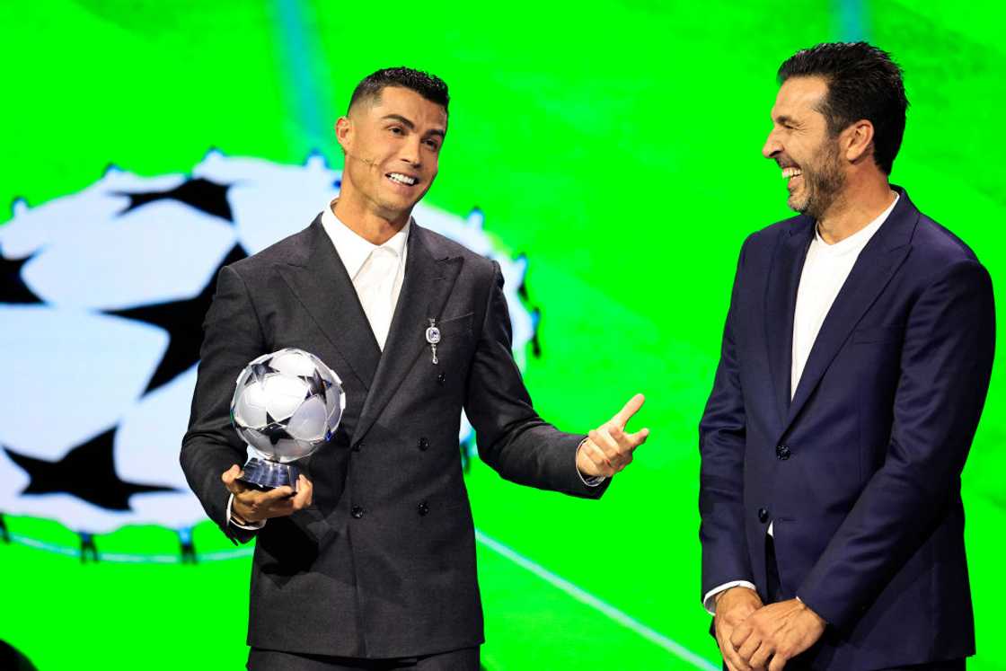 Cristiano Ronaldo, Lionel Messi, Gianluigi Buffon, que miras bobo