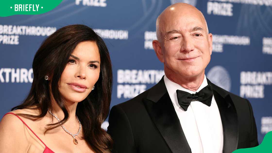 Lauren Sánchez and Jeff Bezos in Santa Monica