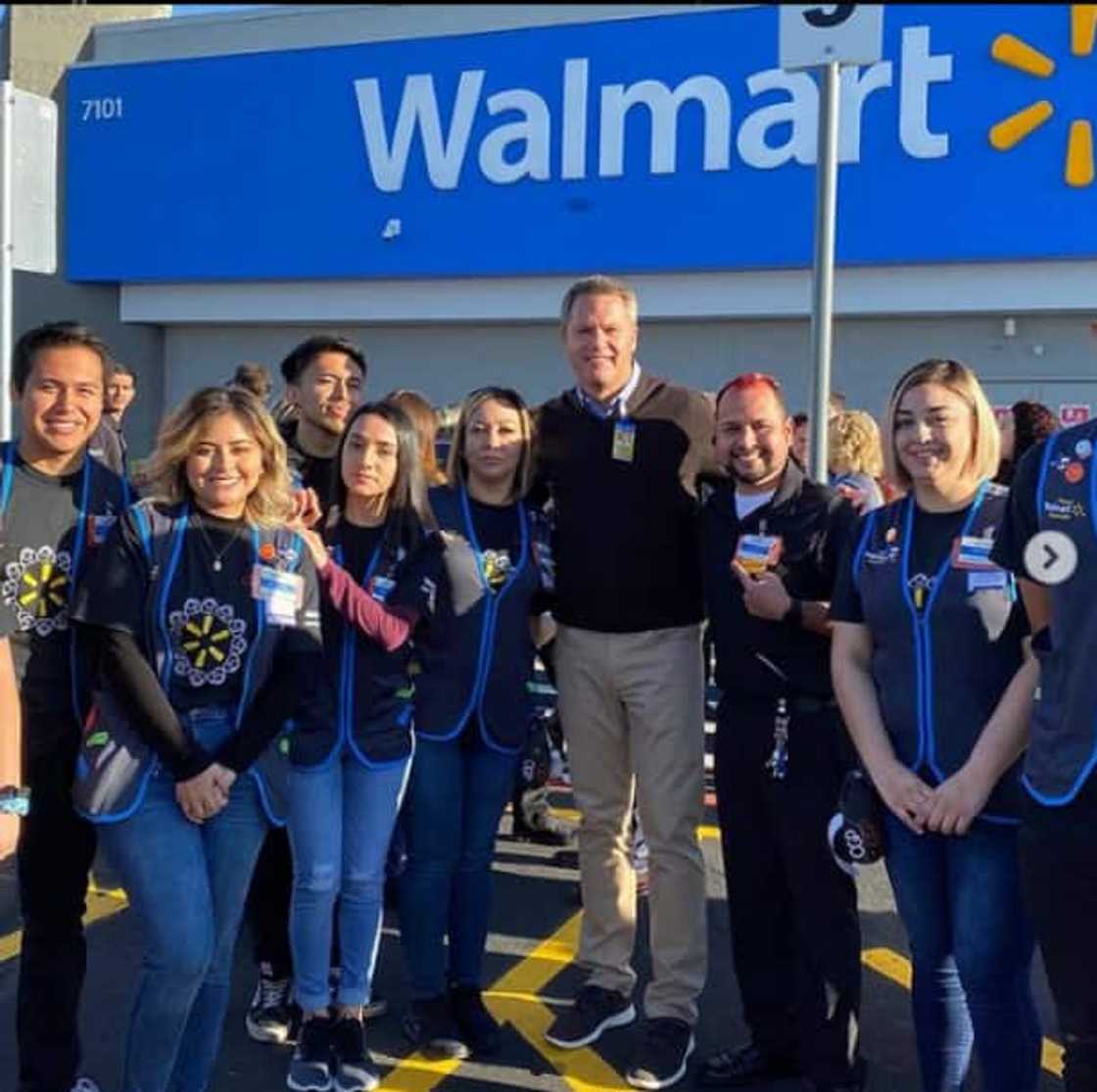 Doug McMillon: net worth, age, children, wife, salary, house, email, profile Doug McMillon: net worth, age, children, wife, salary, house, email, profile