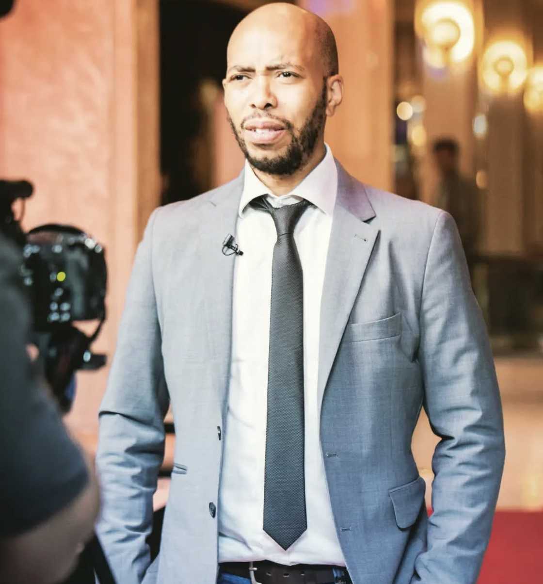 Mothusi Magano has joined a new drama series Mothusi Magano has joined a new drama series