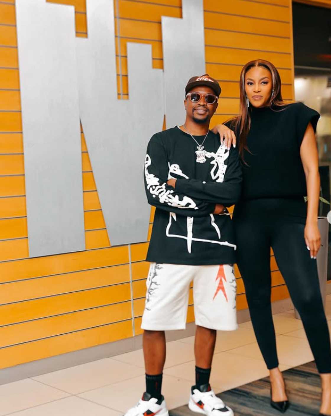 Lootlove and Scoop to host the Metro FM. Lootlove and Scoop to host the Metro FM.