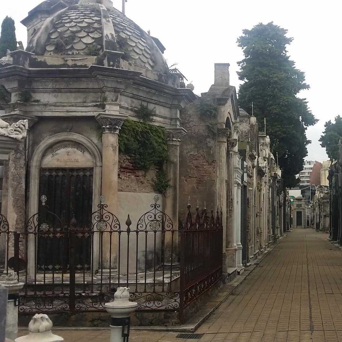 La Recoleta Cemetery